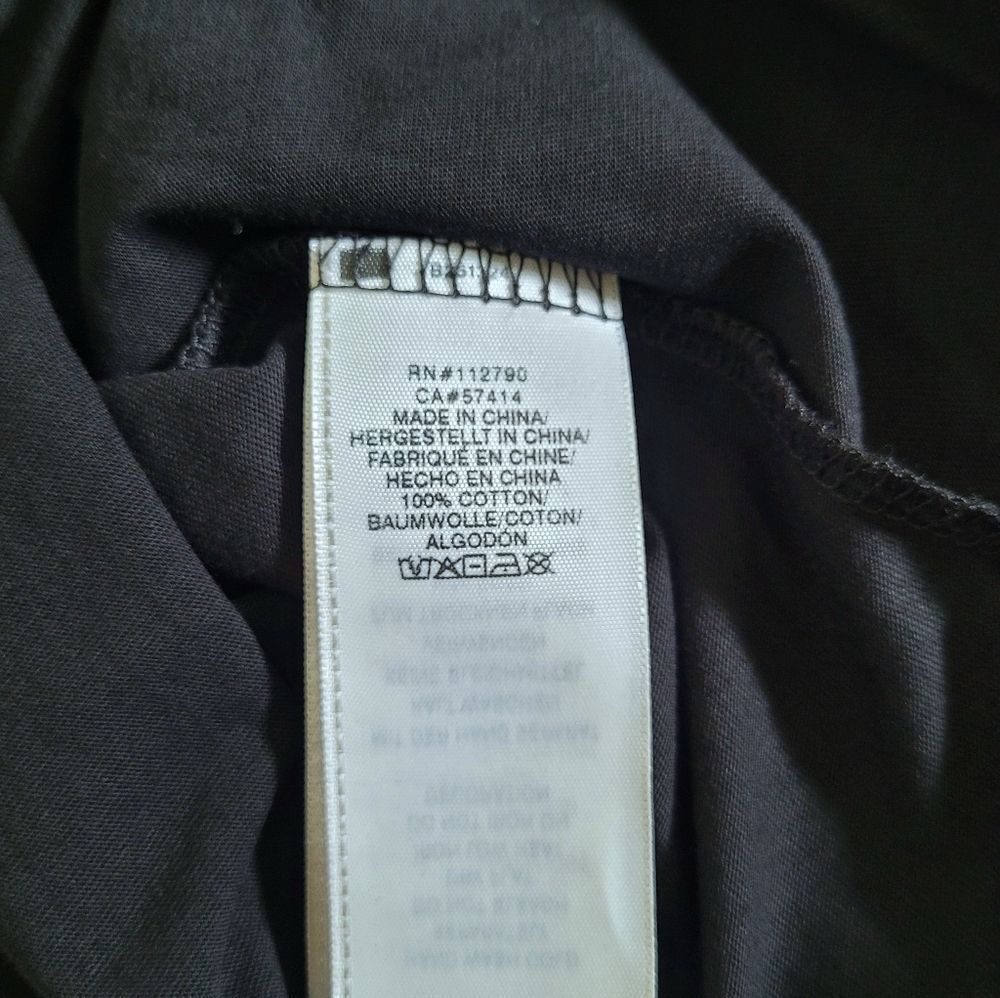 True Religion🙏 Logo Icons Slim Fit V-Neck Tee👕 - NWT - Picture 9 of 16